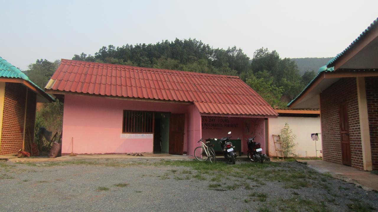 Chomdoy Bungalow & Restaurant Luang Namtha Exterior photo